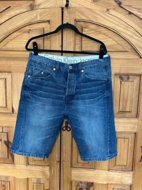 CALVIN KLEIN Slouchy Slim Denim Shorts